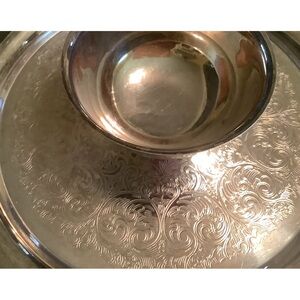 Rogers silver chip and dip server